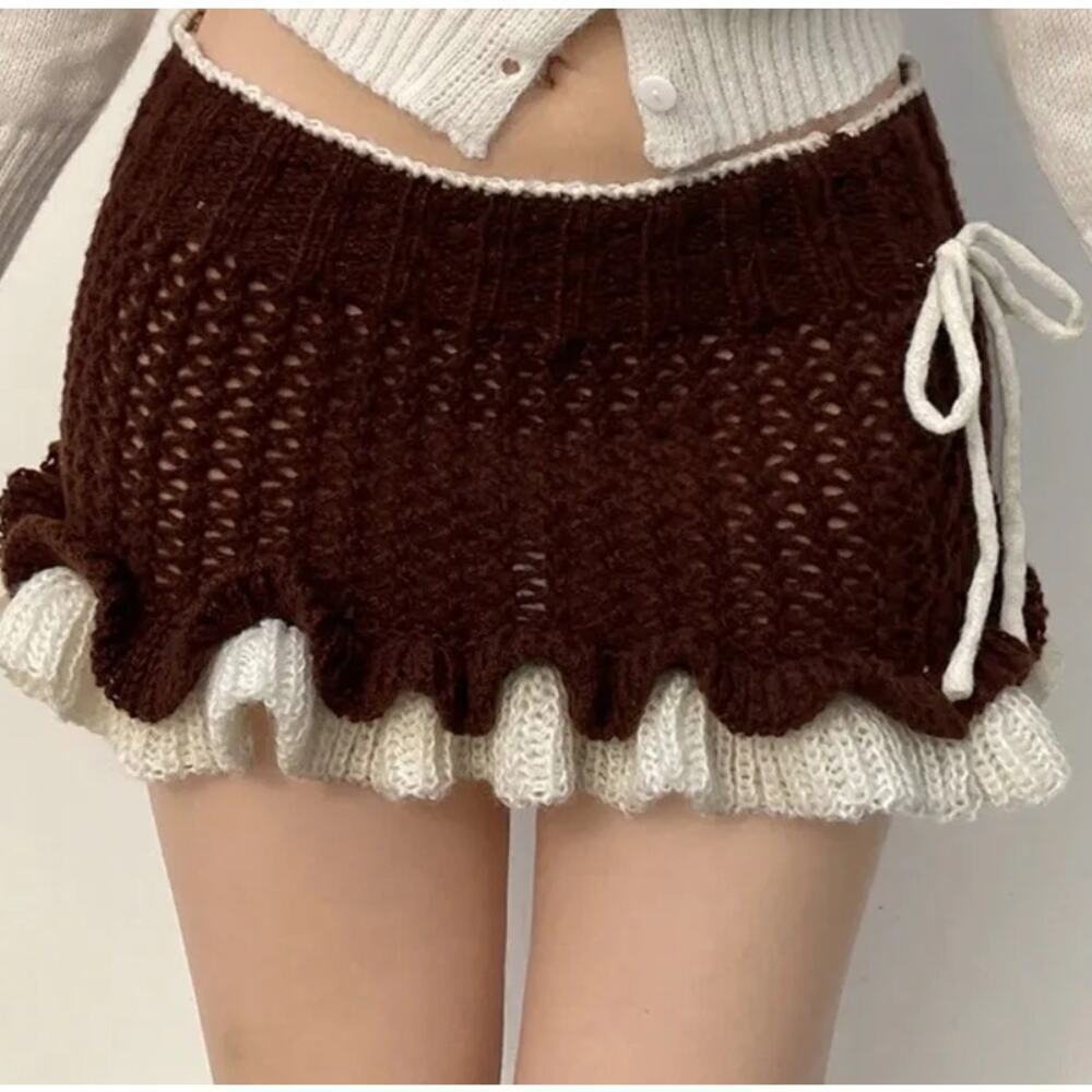 Crochet Y2K vibes low rise knitted skirt ruffle detail brown Size Large Harajuka - Picture 3 of 9